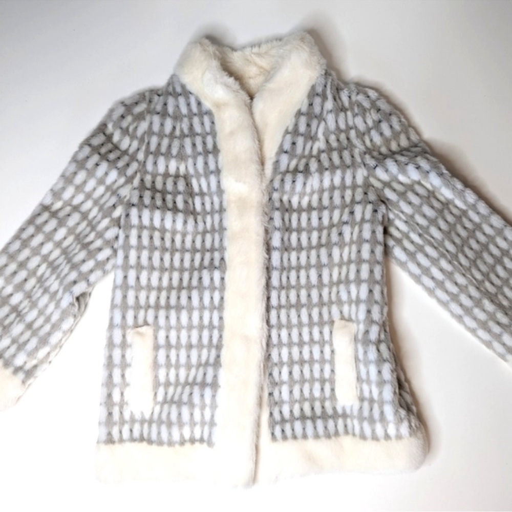 Vintage Because! It's By Gina Rossi faux fur coat white gray size S